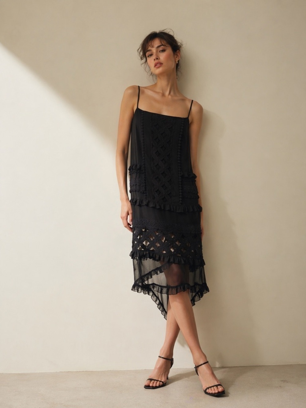 SCEE Elegant Black Dress with Embroidery